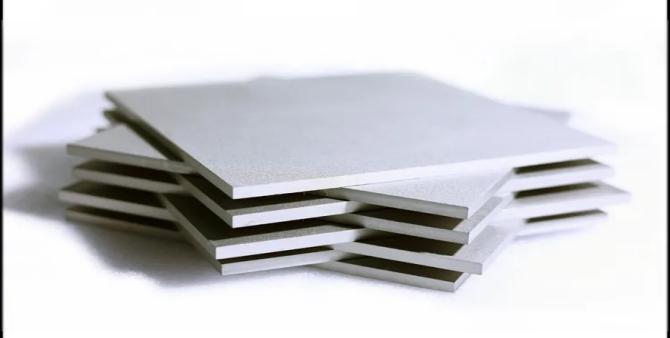 Material Selection for High-Temperature Fixtures: How to Choose Between Tungsten Plates and Molybdenum Plates?
